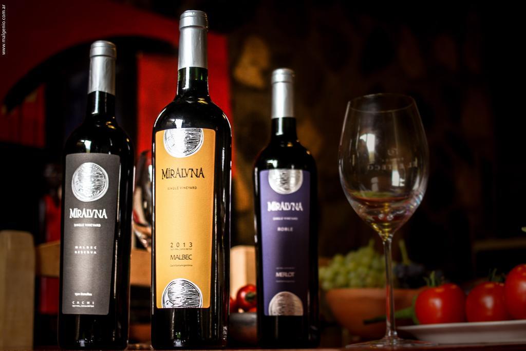 Miraluna Bodega Boutique Качі Екстер'єр фото